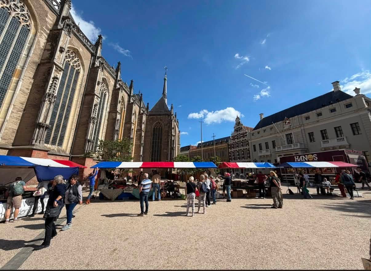 Zaterdag Bob Ruhof van de (H)Eerlijke Hanzemarkt op Koekstad FM